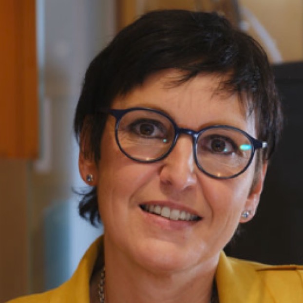 Heidi Gassner, Goldschmiedemeisterin